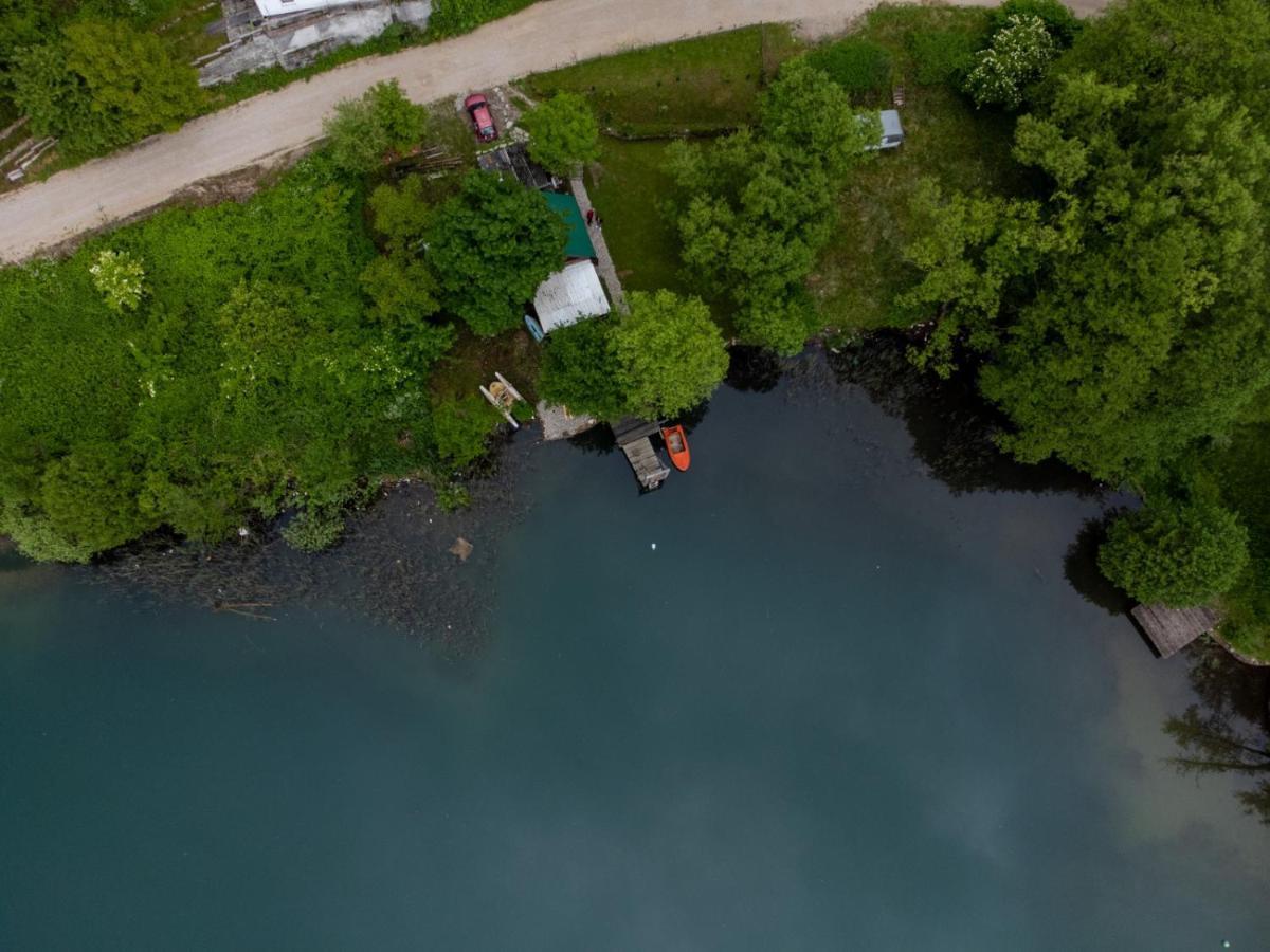 Jajce Lake Cottage-Plivsko Jezero ภายนอก รูปภาพ