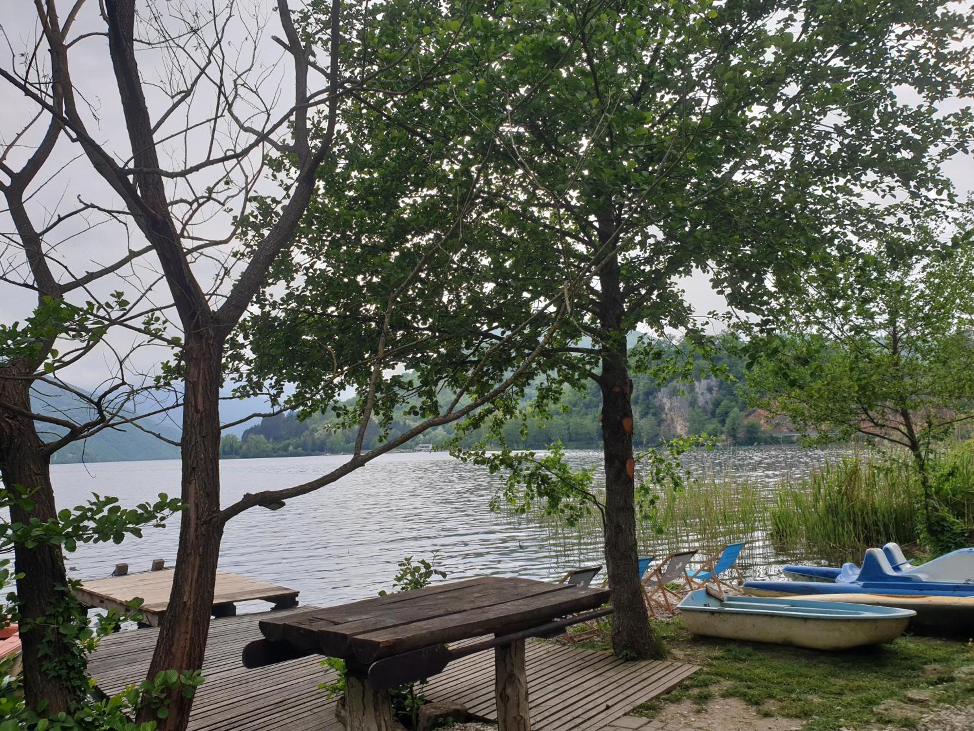 Jajce Lake Cottage-Plivsko Jezero ภายนอก รูปภาพ